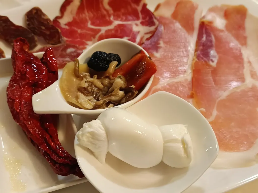 Locanda Pezzolla_Accettura_slider_image_3