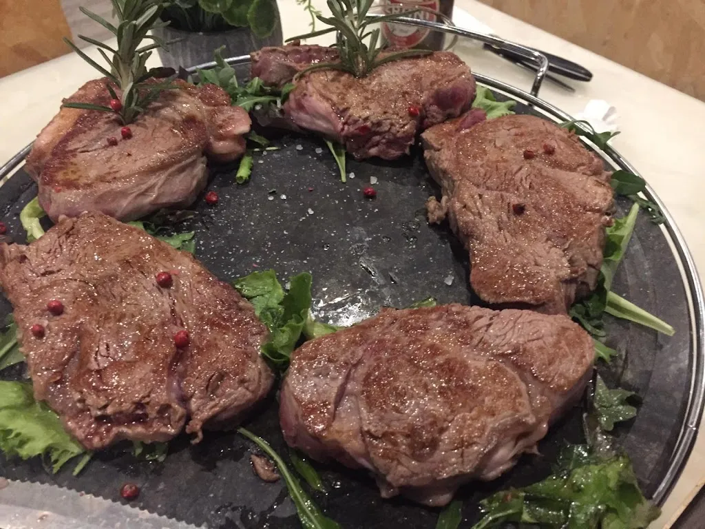 Black Monkey_Accettura_slider_image_2