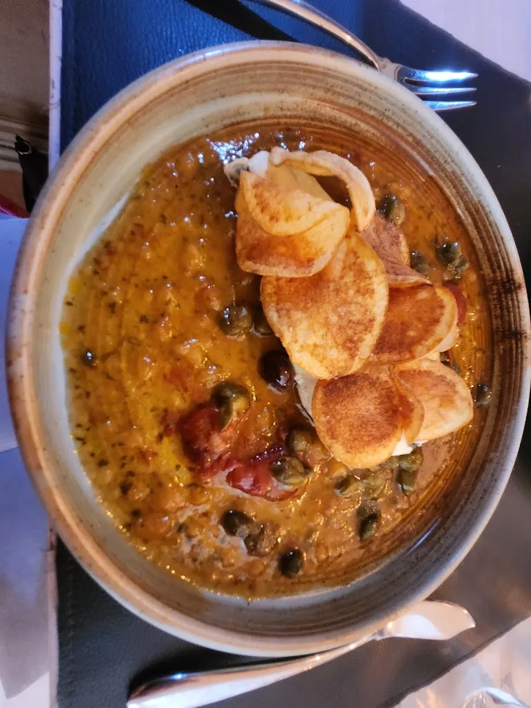 Kristina Hlavatá_Corte Maria_Trinitapoli_review