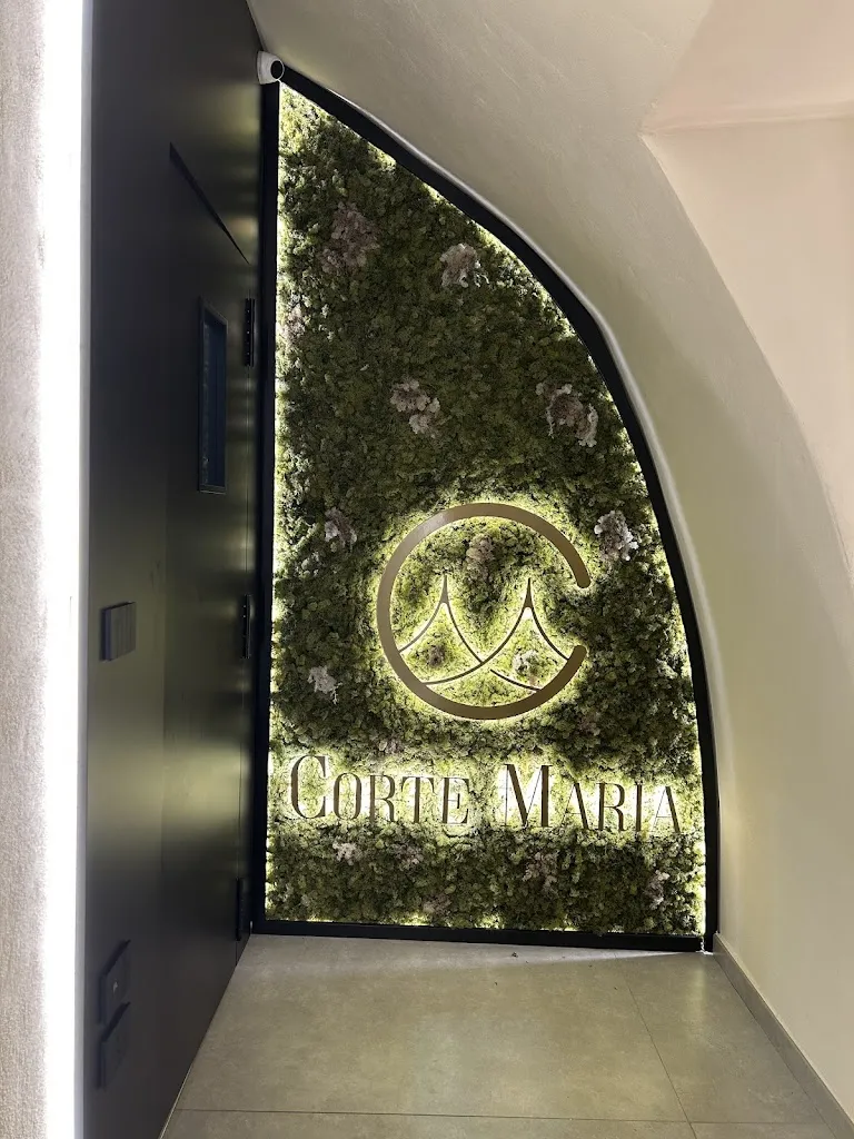 Carmela Contardi_Corte Maria_Trinitapoli_review