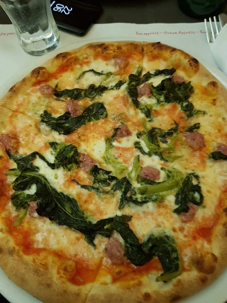 Savoir Faire_Trinitapoli_slider_image_1