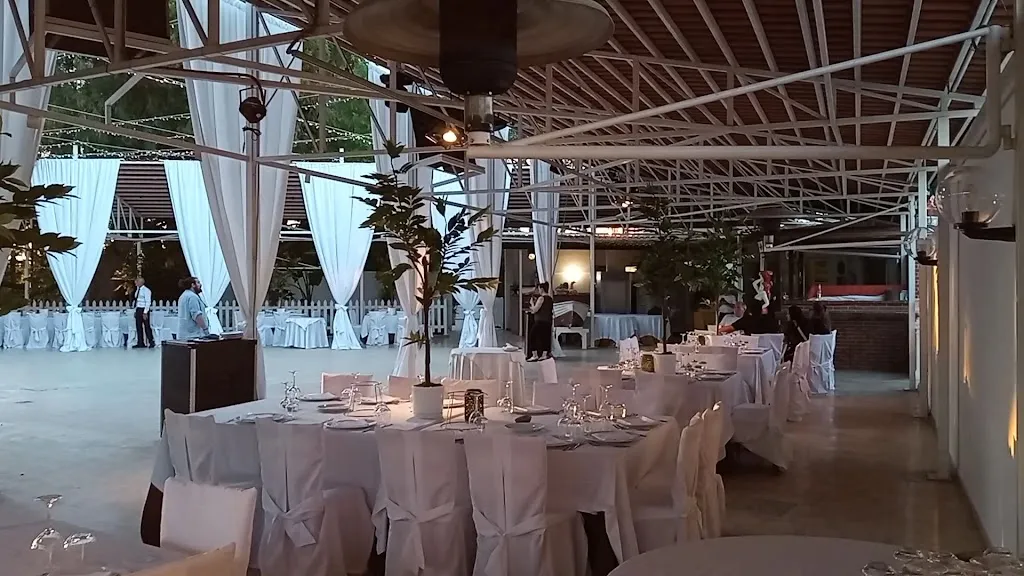 Villa dei Pini_Trinitapoli_slider_image_1