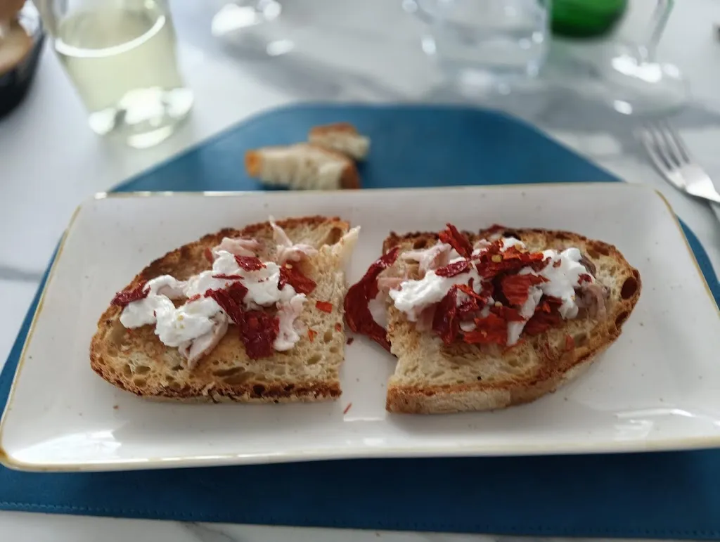 Simona Misantoni_Il Ristoro di Emanuel_Balvano_review