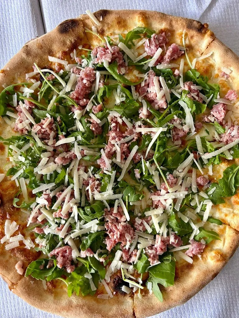 Pizzeria da Nuccio_Balvano_slider_image_3