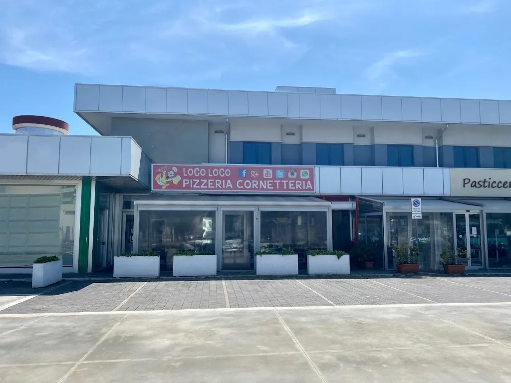 Loco Loco Pizzeria Cornetteria_Città Sant'Angelo_slider_image_1