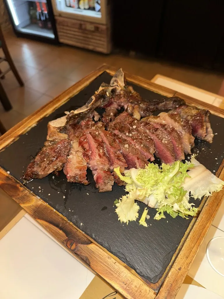 Salman Kola_CARBONDOLCE braceria pizzeria ristorante_Canosa di Puglia_recensione