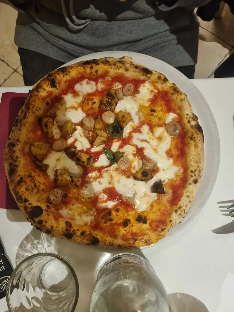 Michele Famiglietti_NaNa_Canosa di Puglia_recensione