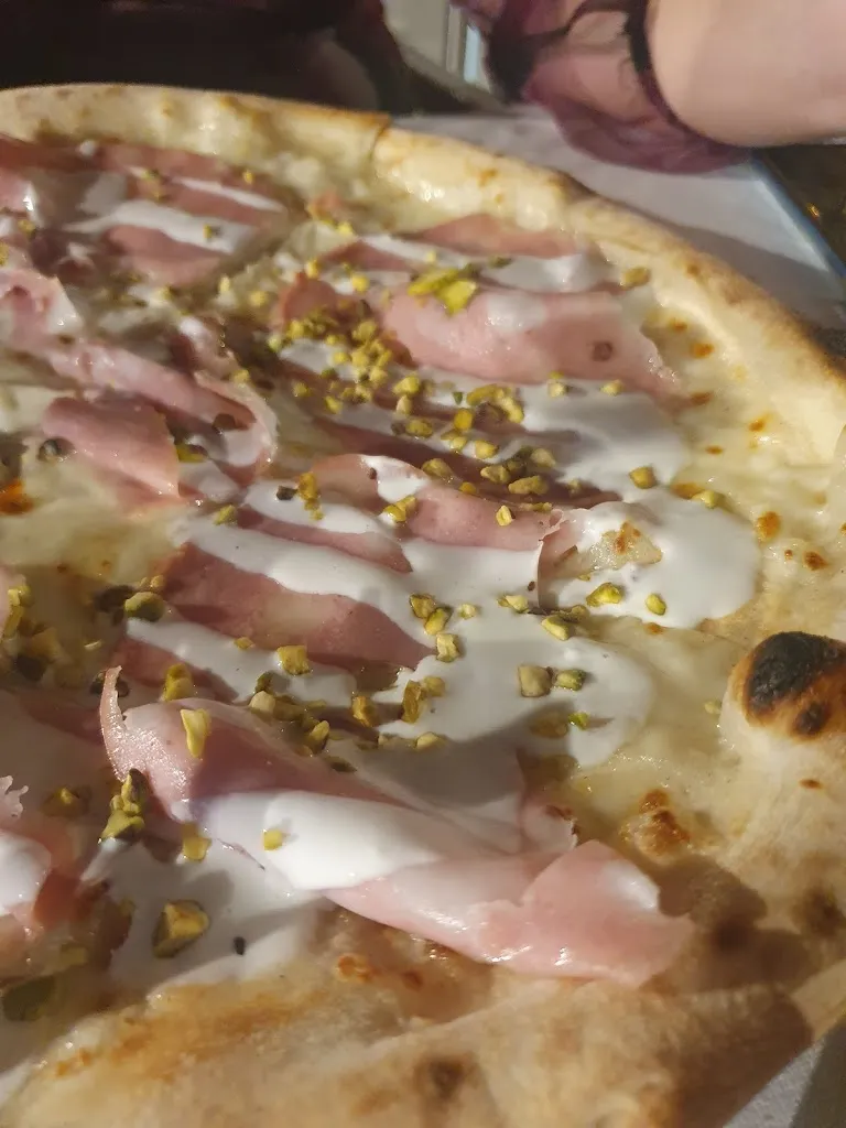 Blue Moon_Canosa di Puglia_slider_image_3