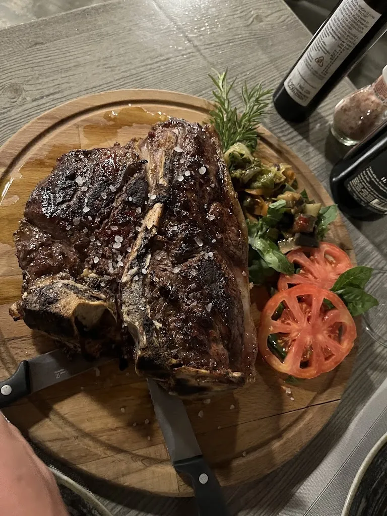 Gabriele Lyka Ferr_Gambrinus Ristorante Pizzeria Braceria_Città Sant'Angelo_review