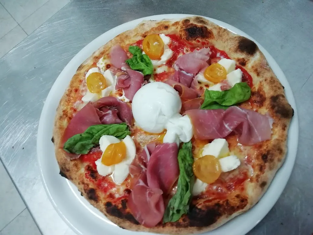 Menu_Pizzeria Mondo pizza_Canosa di Puglia_image_6