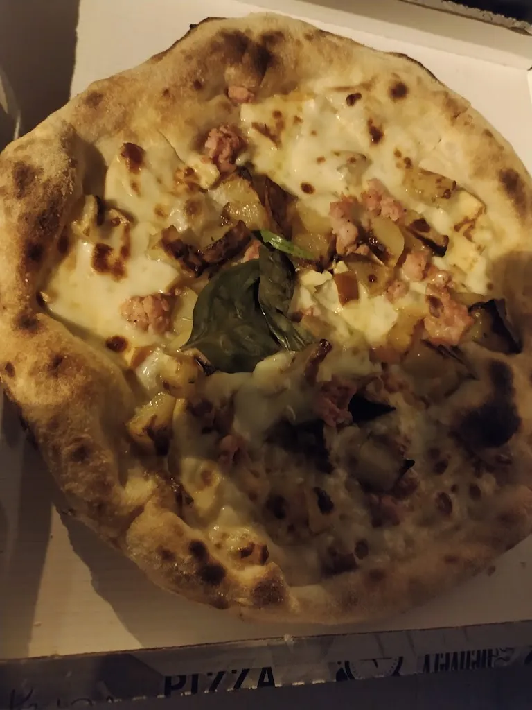 CiccioPizza_Canosa di Puglia_slider_image_3