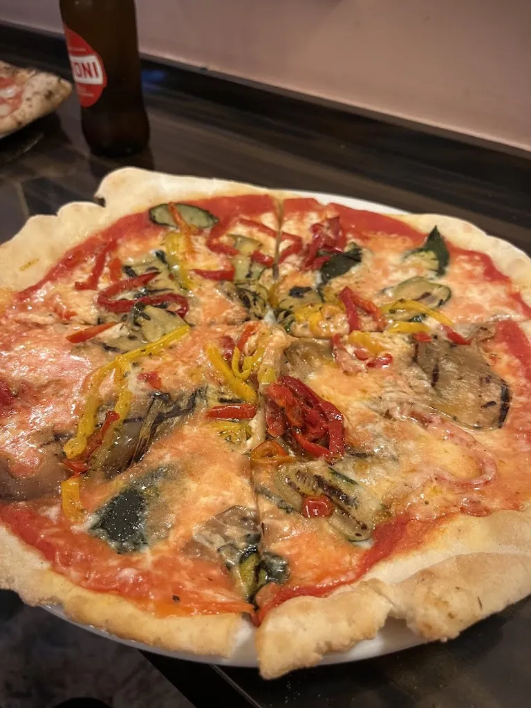 Solene Prevost_That's Amore_Canosa di Puglia_review