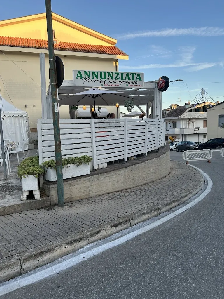 Marissa Jensen_Pizzeria Annunziata_Città Sant'Angelo_review