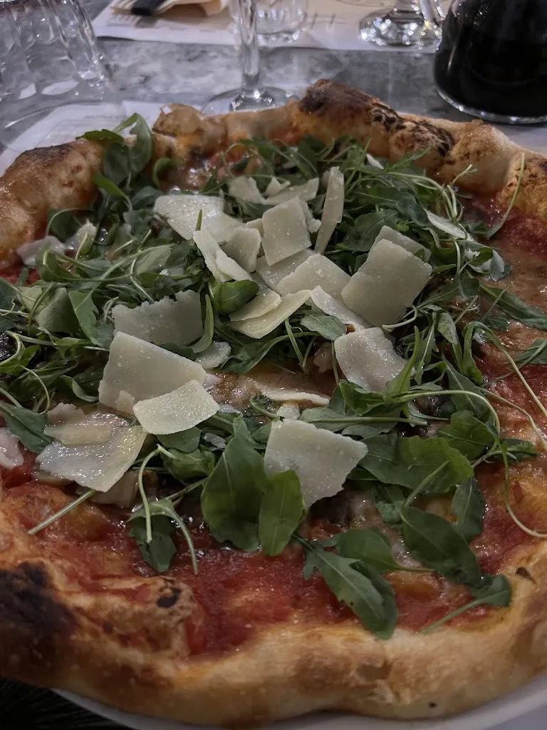 Sari Wikström_Pizzeria Annunziata_Città Sant'Angelo_review