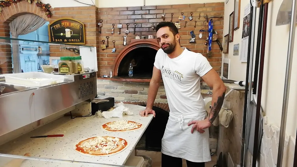 Red Lion_Canosa di Puglia_slider_image_3