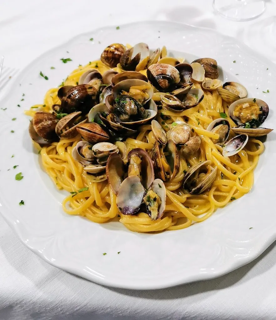 La Pineta - Ristorante Pizzeria_Baragiano_slider_image_2