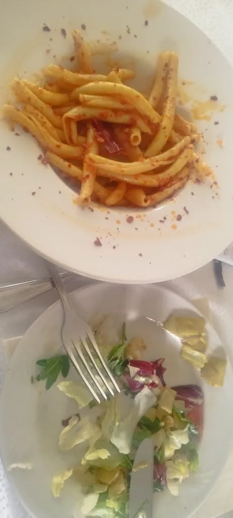 Kazimir van Hooijdonk_598 - Ristorante - Pizzeria - Sala ricevimenti_Brienza_review