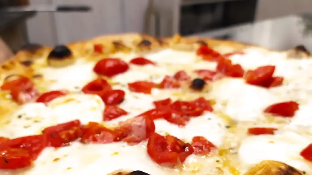 598 - Ristorante - Pizzeria - Sala ricevimenti_Brienza_slider_image_3