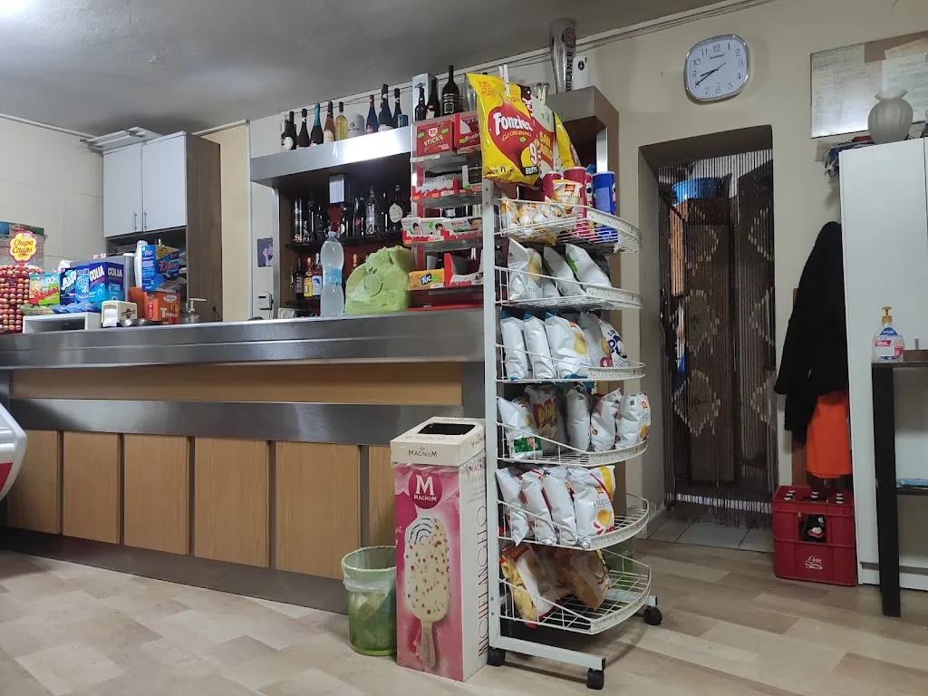 Bar trattoria Pisani Maria restaurant in Brindisi Montagna