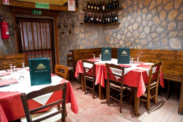 Strettola restaurant in Avigliano