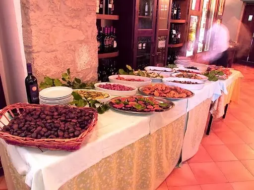 Ristorante Pietra Del Sale_Avigliano_slider_image_3