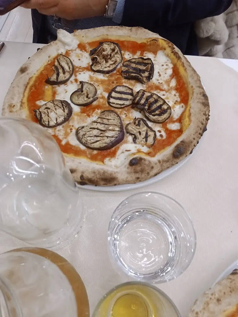 lucano doc_Rosarum_Avigliano_review