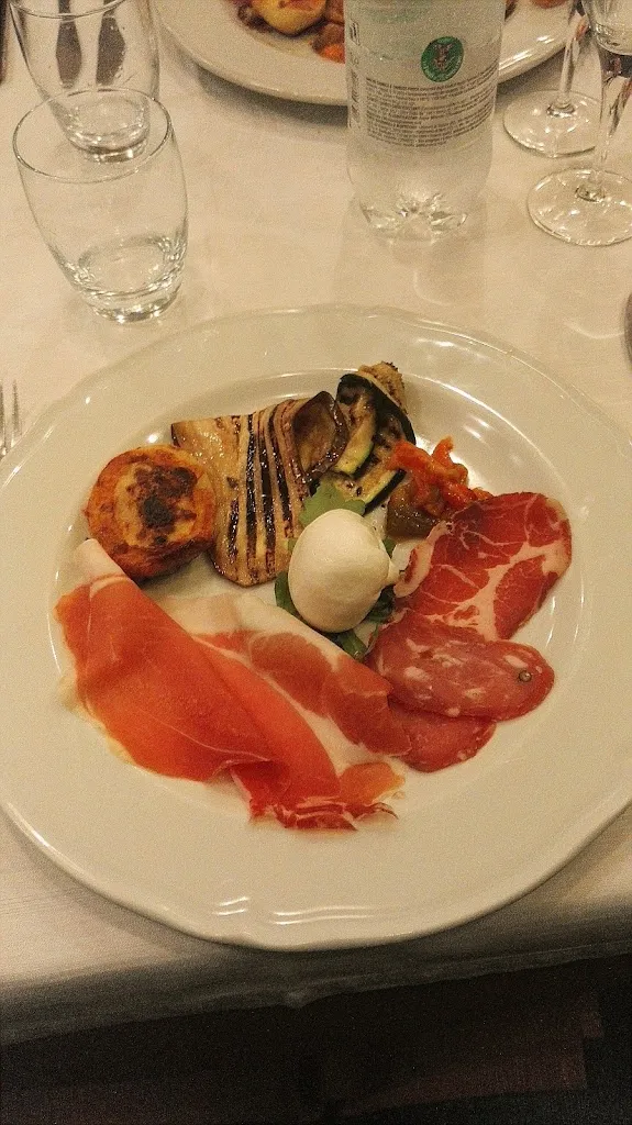 Menu_Hotel Ristorante Il Volturino_Calvello_image_9