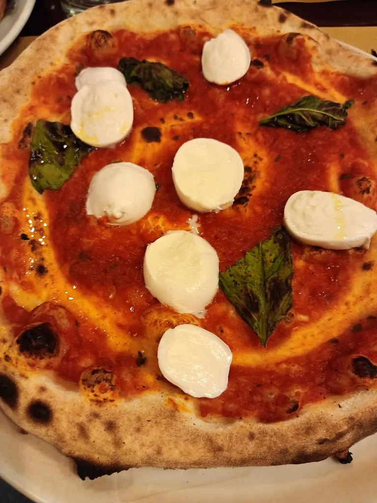 Menu_The Golden Hen Castle_Cancellara_image_6