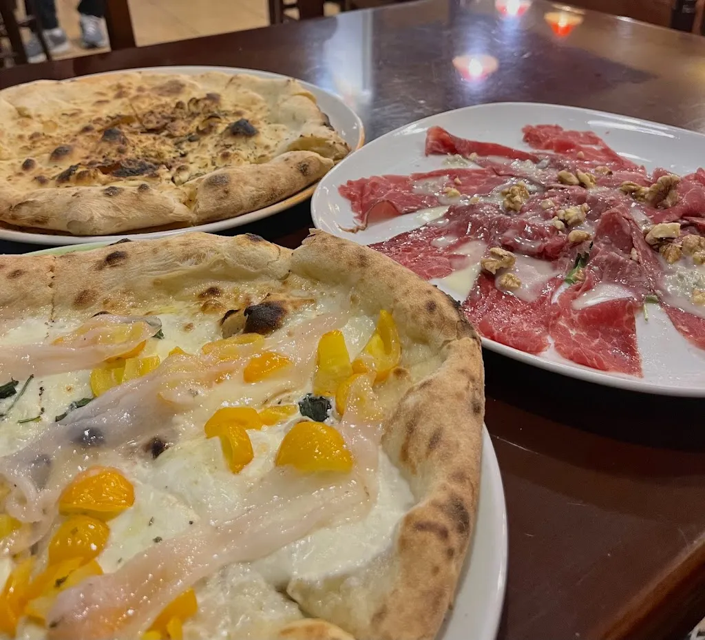 The Golden Hen Castle_Cancellara_slider_image_3