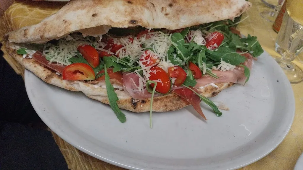 Giuseppe Lorusso_Hotel Pino Loricato_Castelluccio Inferiore_review