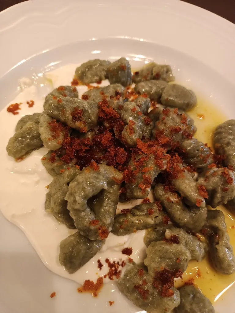 paola APOLLARO_La Taverna Lucana_Castelluccio Inferiore_review