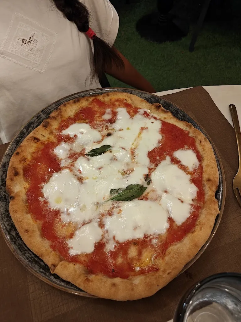 Simone Botega_Pizza Stop_Bernalda_recensione