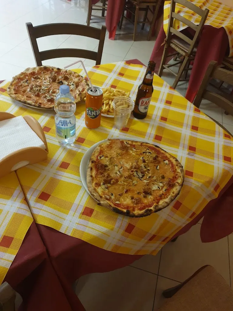 Leo Dileo_Pizzeria dal Pirata_Bernalda_review