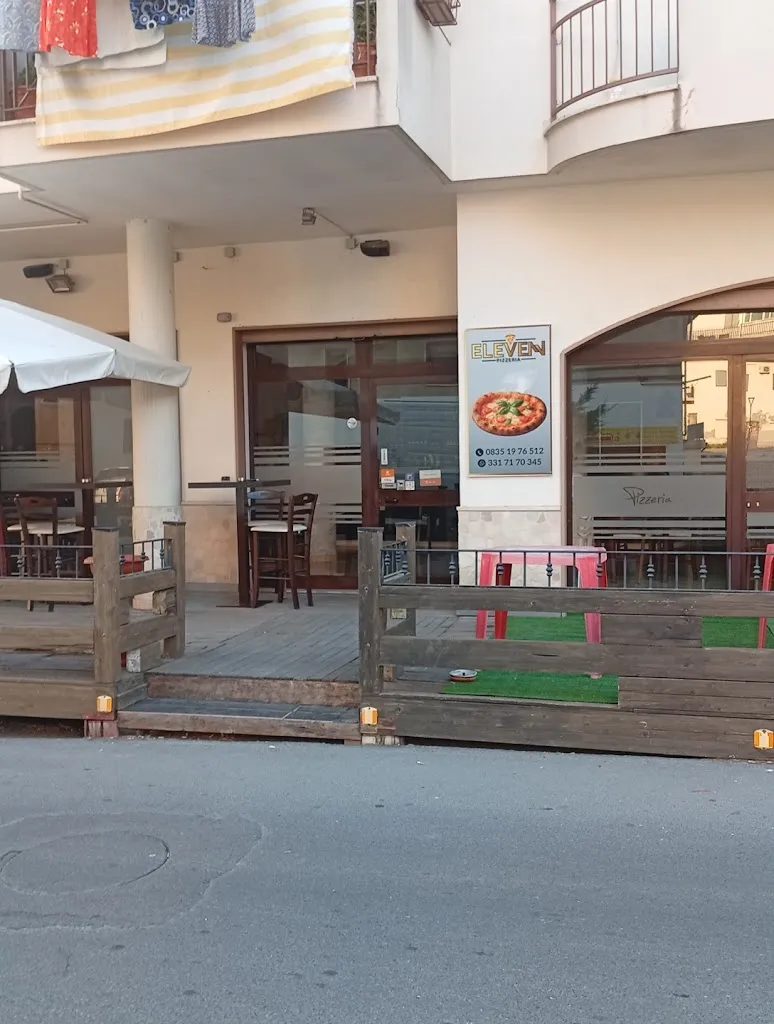 Pizzeria Eleven_Bernalda_slider_image_1