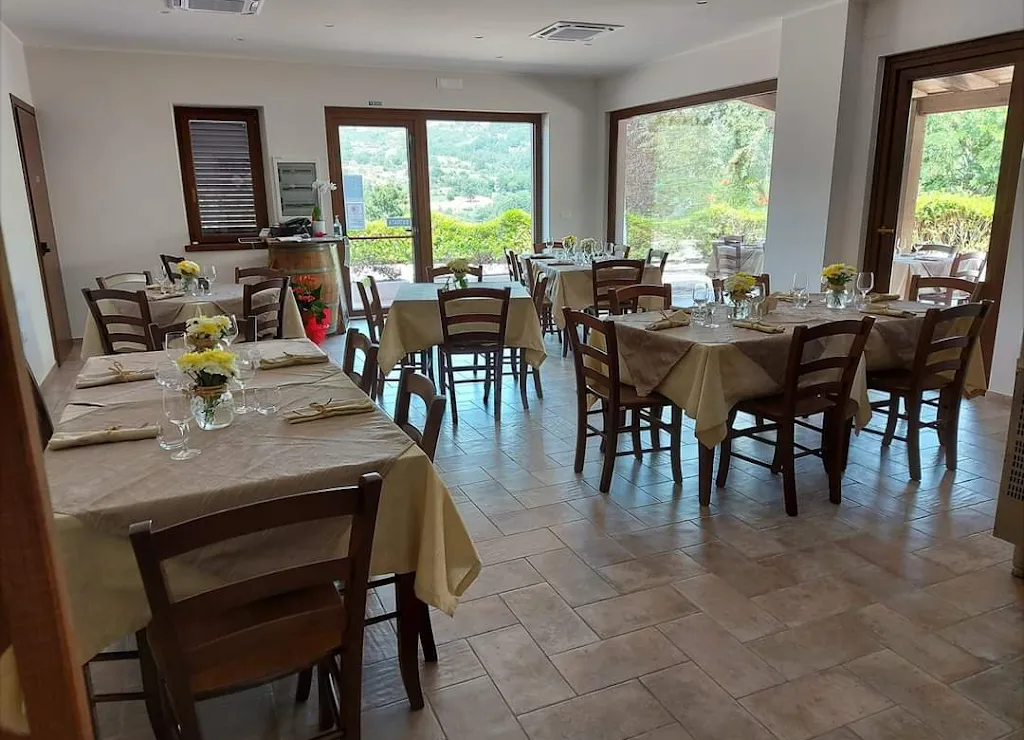 U'Vizzarro - ristorante rurale_Castelsaraceno_slider_image_1