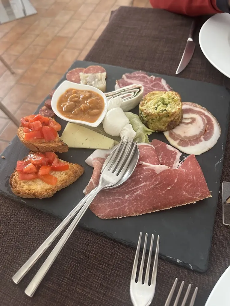 Taverna Saracena Di Vito Caputi_Castelsaraceno_slider_image_2