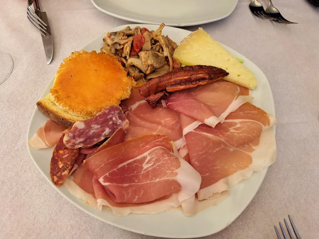 Menu_Divino Ristorante Pizzeria Affittacamere Di Joseph Cirigliano_Cirigliano_image_5