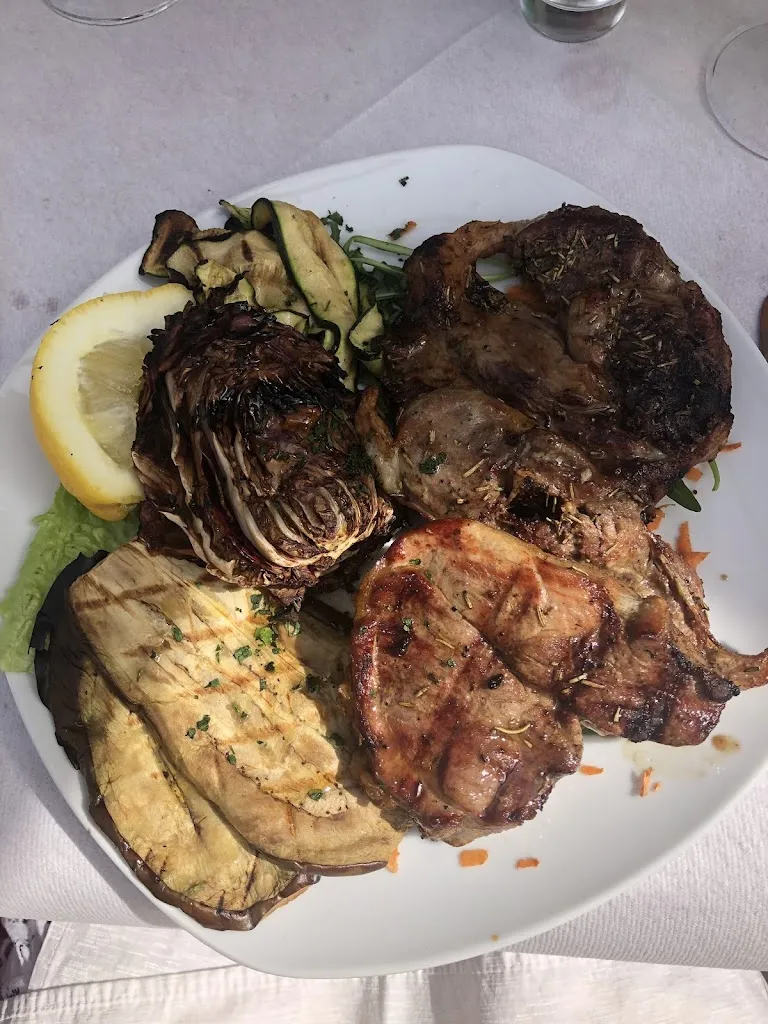 Ruth Perry_Divino Ristorante Pizzeria Affittacamere Di Joseph Cirigliano_Cirigliano_review