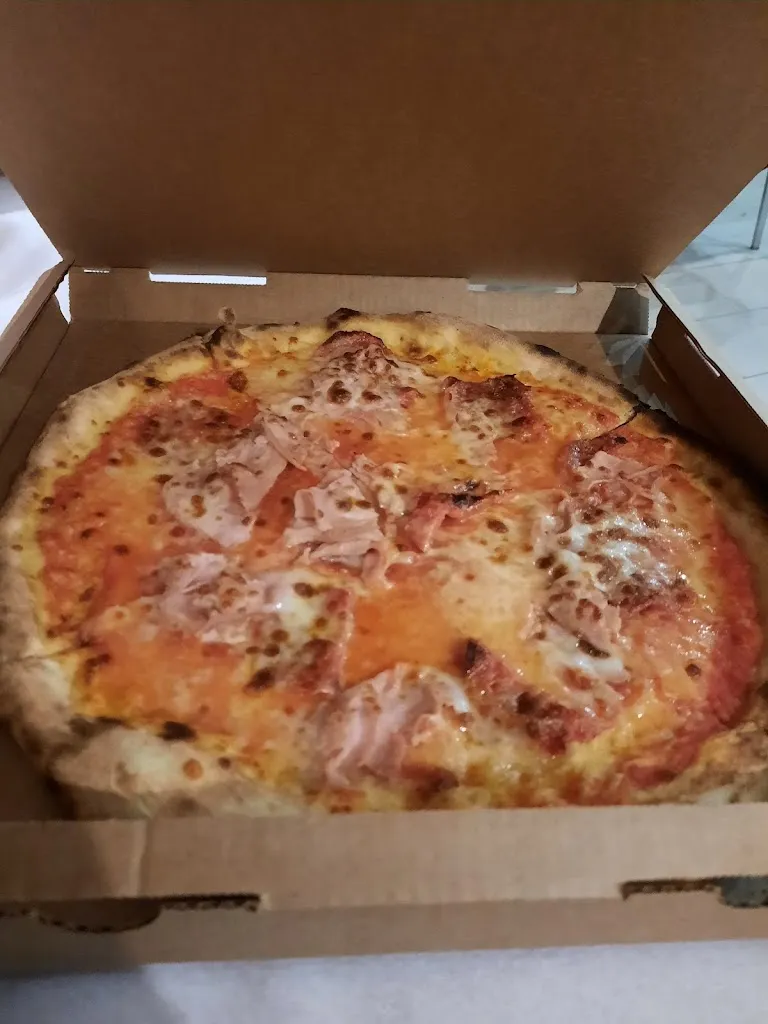 Marvin Wolters_Divino Ristorante Pizzeria Affittacamere Di Joseph Cirigliano_Cirigliano_review