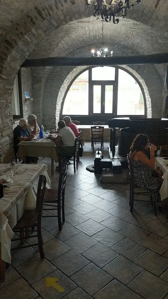 Tomas Alabes_Agriturismo Il Molino Della Contessa_Castelmezzano_review