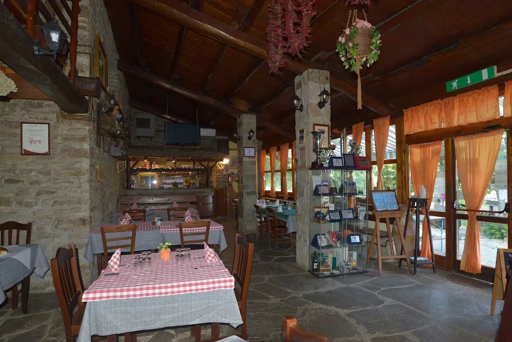 Ristorante La Grotta dell'Eremita restaurant in Castelmezzano