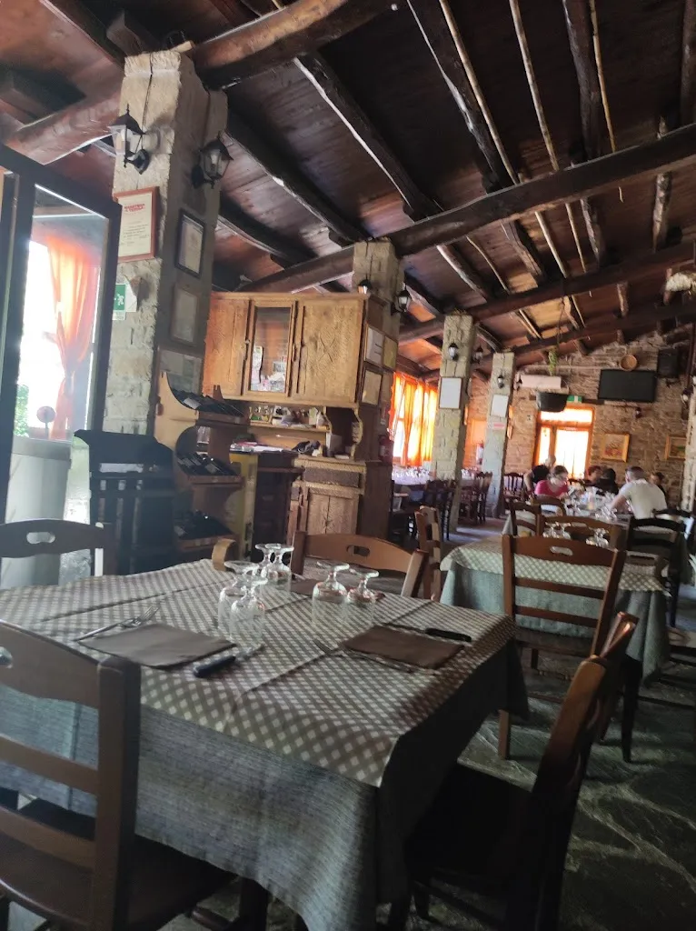 Ristorante La Grotta dell'Eremita_Castelmezzano_slider_image_3