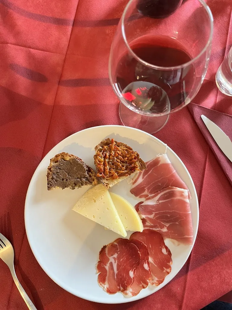 Lubka Mieresova_Rupp Diun_Colobraro_review