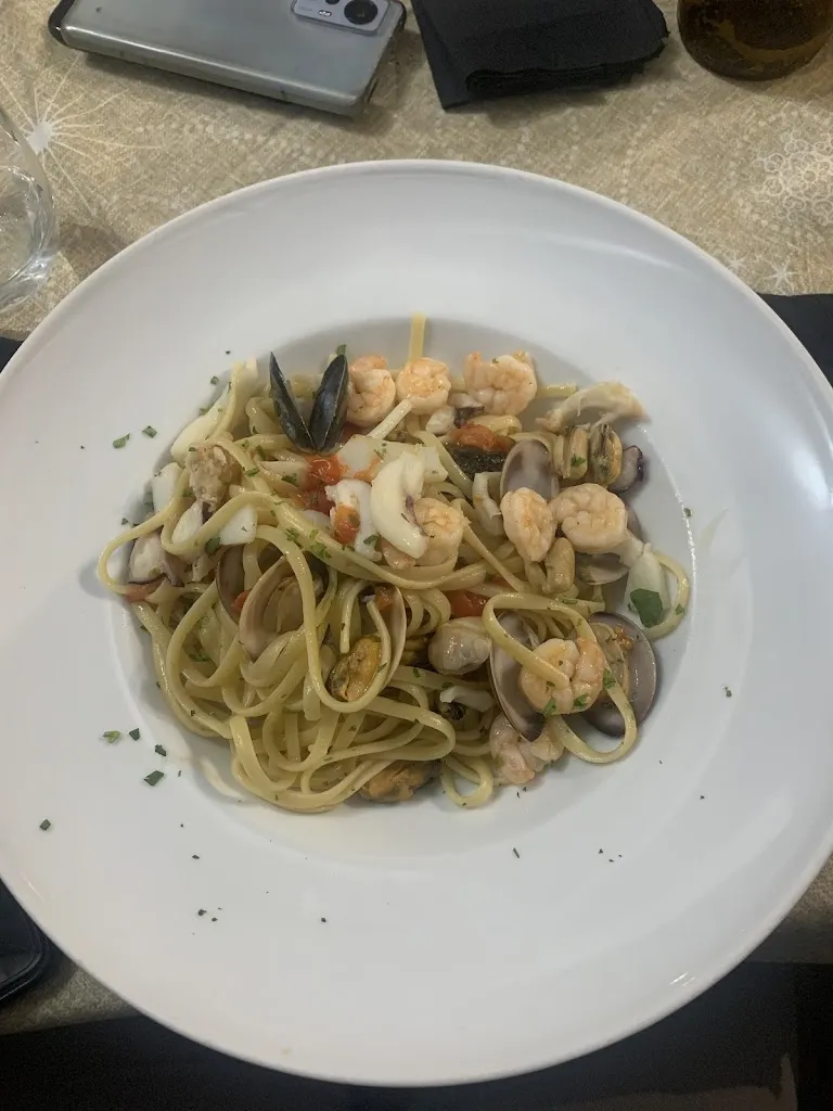 Massimo_Restaurant Pizzeria Il Terrazzo Francesco_Corleto Perticara_review