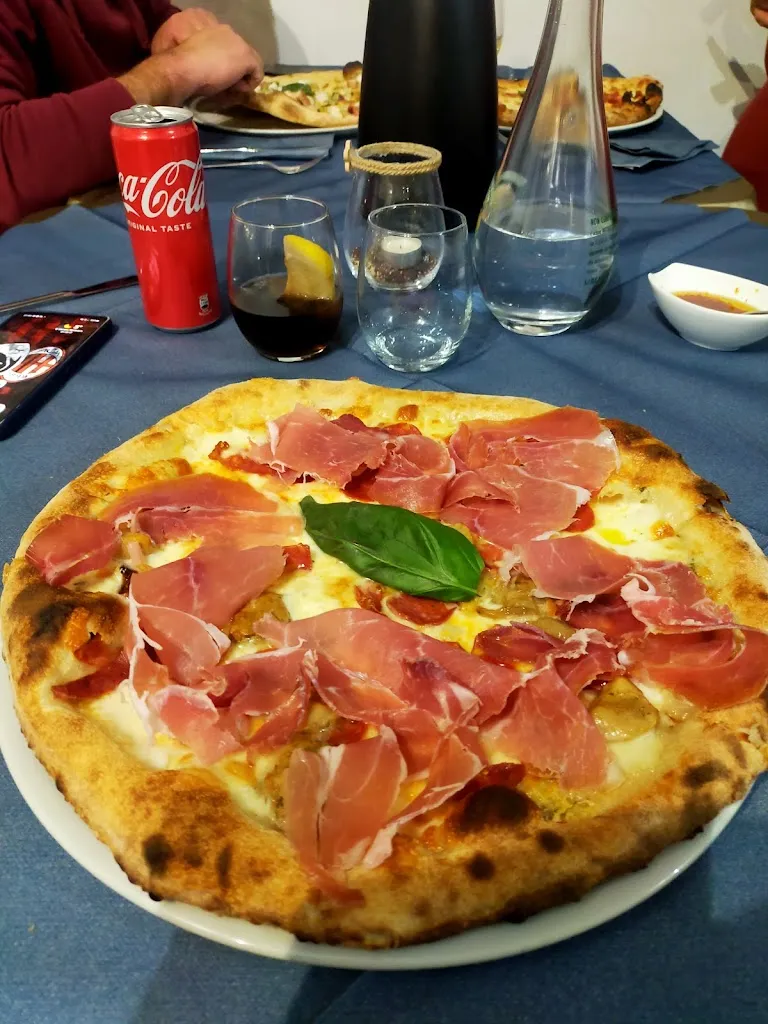 Restaurant Pizzeria Il Terrazzo Francesco_Corleto Perticara_slider_image_2