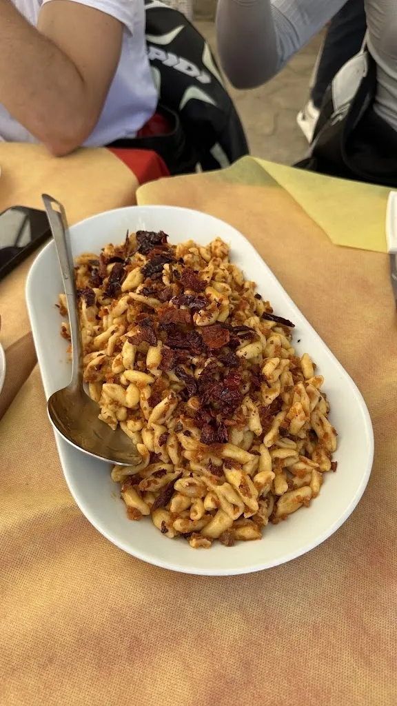 Gennaro Perone_Osteria Dei Monaci_Corleto Perticara_recensione