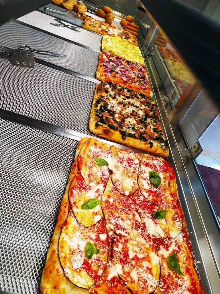 Oscar Maurella_Pizzeria - Rosticceria 