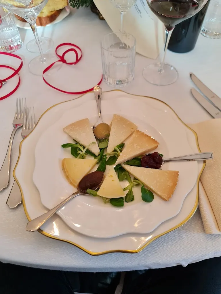 Pako_Palazzo Moles_Garaguso_review