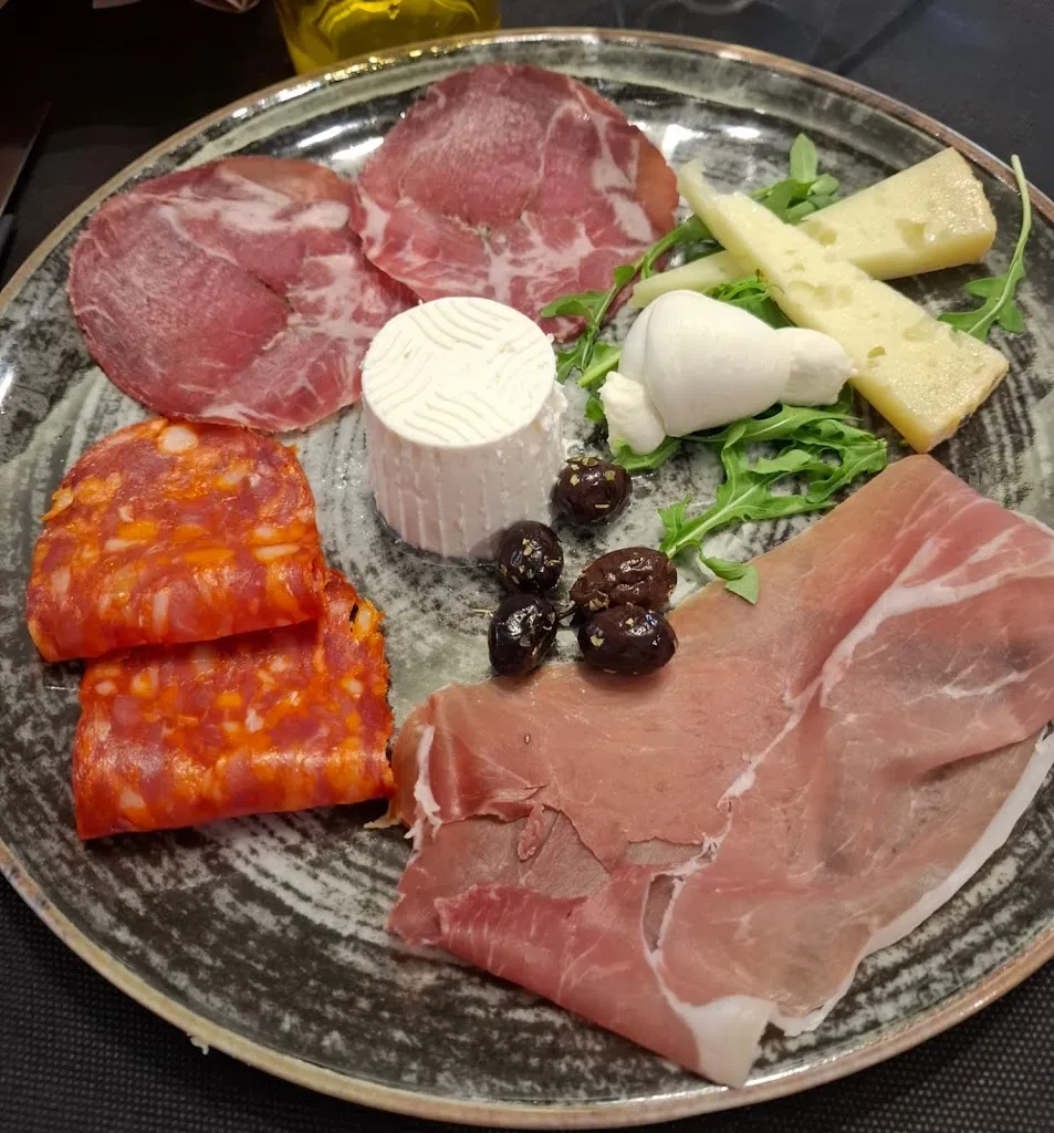 Gionatan Mangione_Pizzeria La Fenice_Ferrandina_review