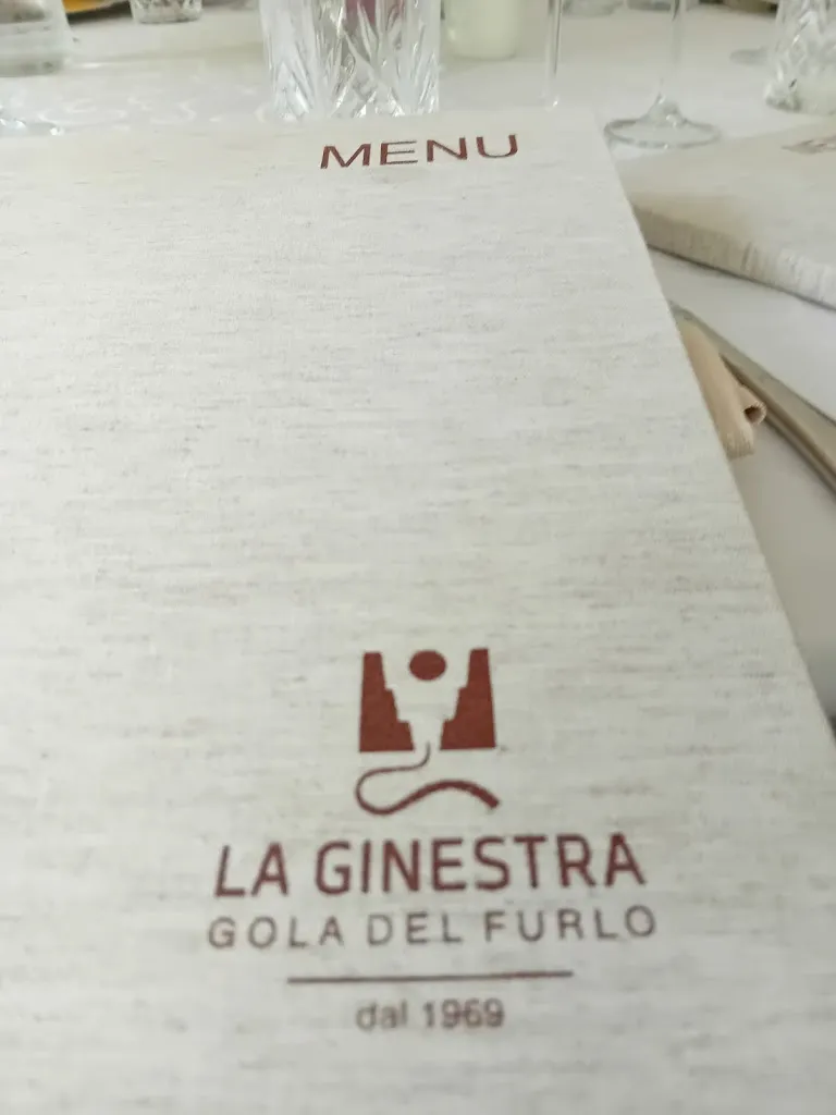 Daniela Bregoli_Hotel Ristorante La Ginestra - Gola del Furlo_Ginestra_recensione